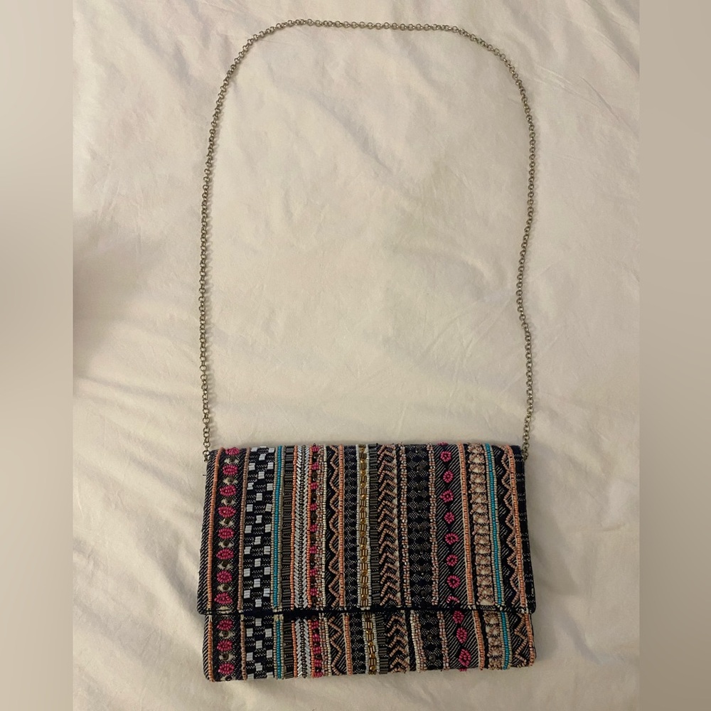 La Sera by Franchi beaded clutch with chain